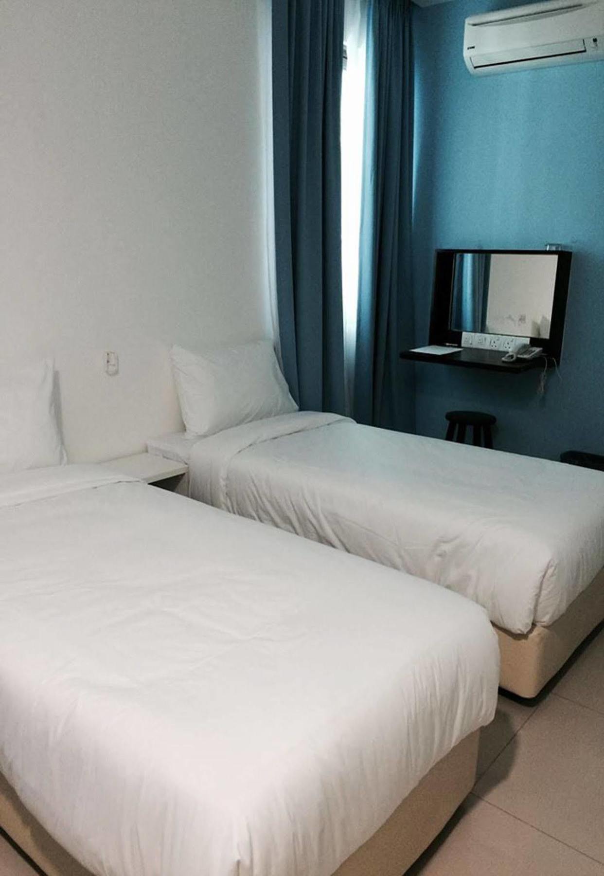 Yy48 Hotel 2 Mins Walk From Masjid Jamek Lrt Station Kuala Lumpur Ngoại thất bức ảnh